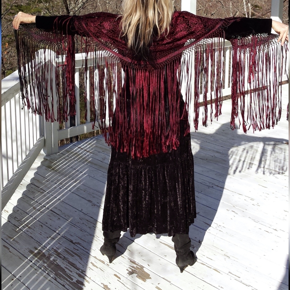 ANTIQUE EXQUISITE ALMANDINE SILK SHAWL